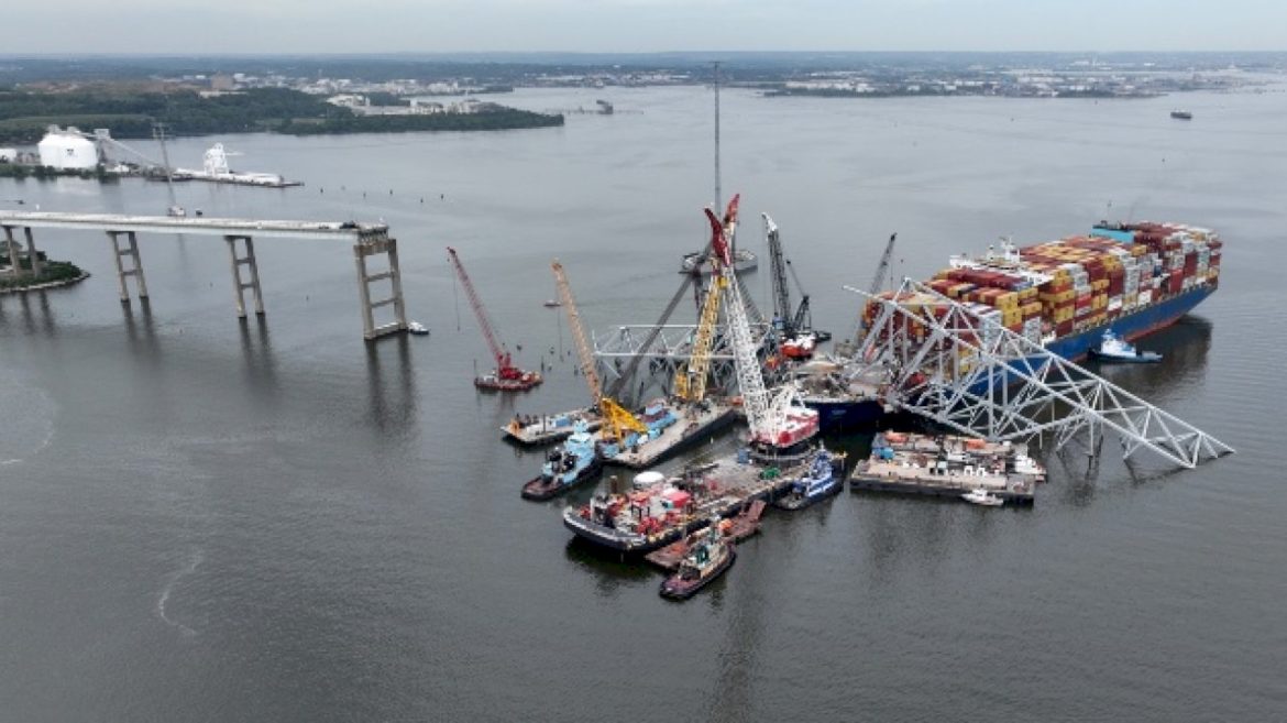 2-foreign-companies,-supervisor-indicted-in-2024-baltimore-bridge-crash