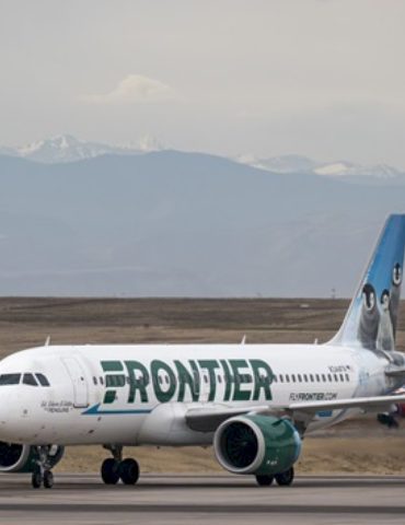 denver-airport-fatal-collision-was-a-suicide,-man-identified,-officials-say