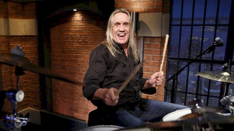 iron-maiden’s-nicko-mcbrain-announces-autobiography,-‘hello-boys-and-girls!’