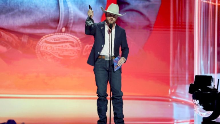 61st-academy-of-country-music-awards:-the-winners
