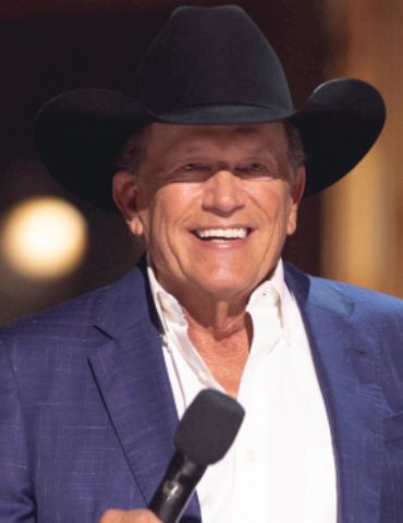 after-george-strait-wraps,-the-troubadour-remains-at-austin’s-moody-center