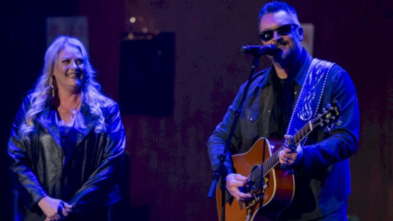 eric-church’s-commencement-address-goes-viral:-what-he-said