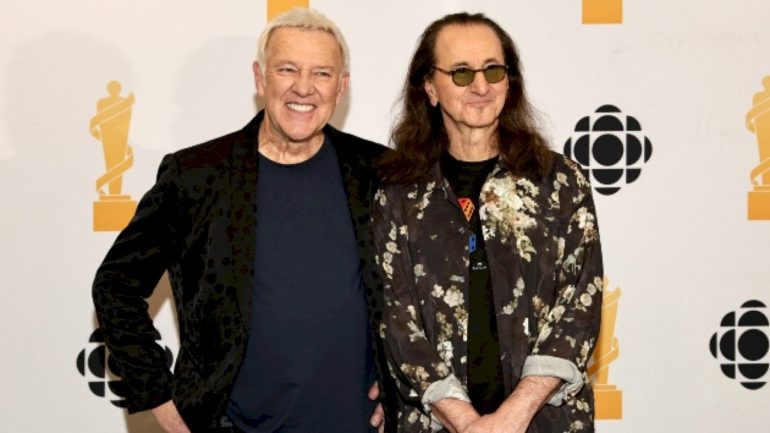 ‘distasteful’:-rush’s-geddy-lee-says-drummers-reached-out-about-joining-the-band-after-neil-peart’s-passing
