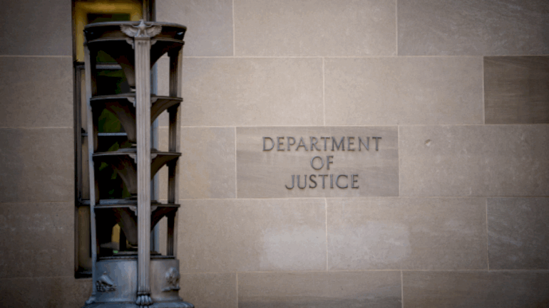 doj-addendum-to-trump-settlement-bars-irs-from-auditing-him-and-his-family