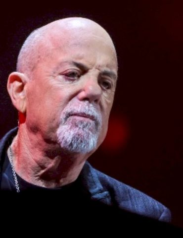 billy-joel-hits-back-against-planned-biopic