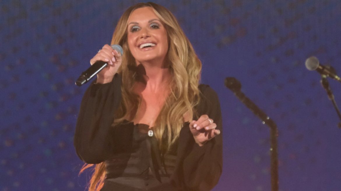 carly-pearce-heads-to-grammy-camp-with-max-mcnown