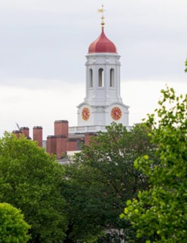 police-investigating-intruder-reported-at-harvard,-mit-dorms