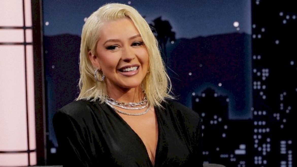 christina-aguilera-planning-a-philly-fourth-of-july