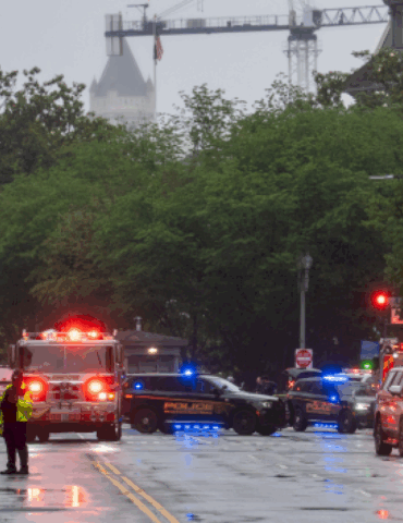 suspect-dead,-bystander-wounded-after-exchange-of-gunfire-near-white-house:-secret-service