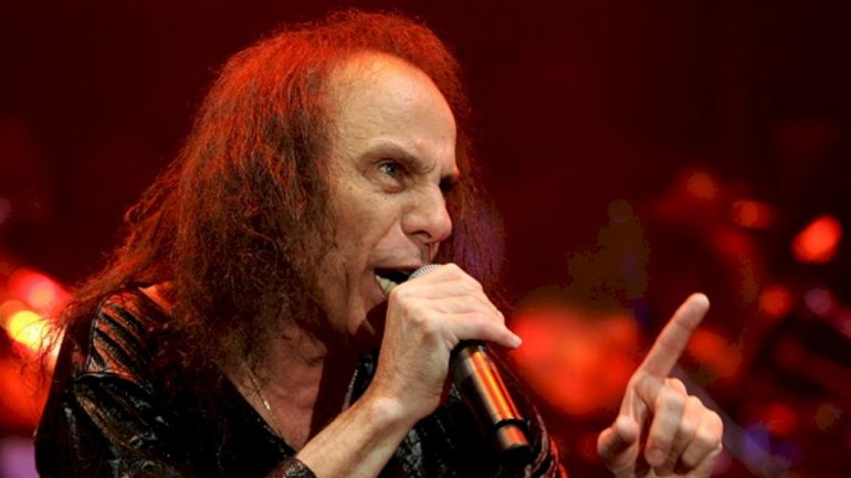 rock-for-ronnie-auction-includes-signed-guitars-&-metallica-‘﻿s&m2’﻿-violin
