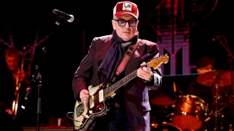 elvis-costello,-patti-smith,-iggy-pop-playing-chicago’s-riot-fest