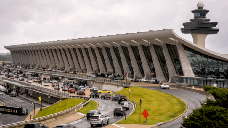 judge-rules-detained-pregnant-woman-and-son-cannot-spend-another-night-at-dulles-airport
