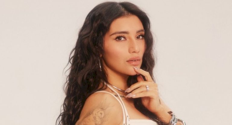 from-pentatonix-to-‘six’:-kirstin-maldonado’s-back-on-broadway