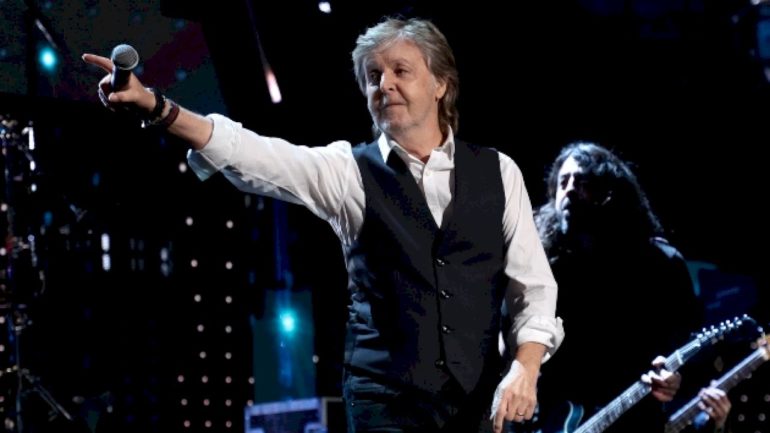 paul-mccartney-doesn’t-think-he’ll-ever-retire