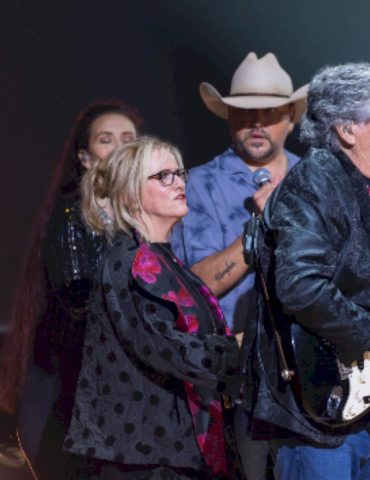 riley-green,-luke-bryan-&-jason-aldean-help-open-jsu’s-randy-owen-center