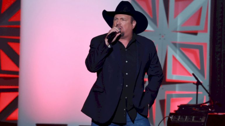 is-garth-brooks-about-to-sell-his-music-catalog-for-a-sizeable-sum?