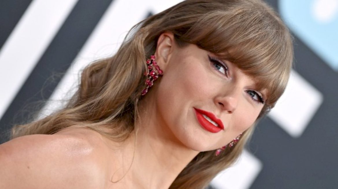 taylor-swift,-rihanna-and-beyonce-make-‘forbes’-list-of-america’s-richest-self-made-women