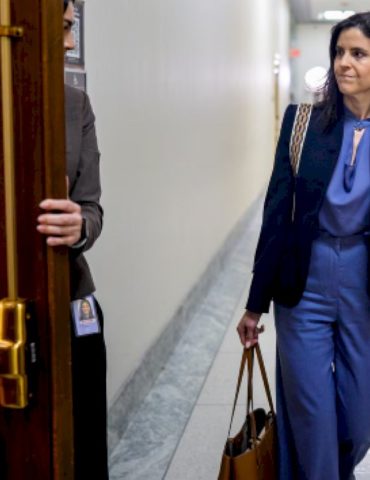 lawmakers-ask-doj-to-investigate-additional-alleged-abusers-named-by-former-epstein-assistant