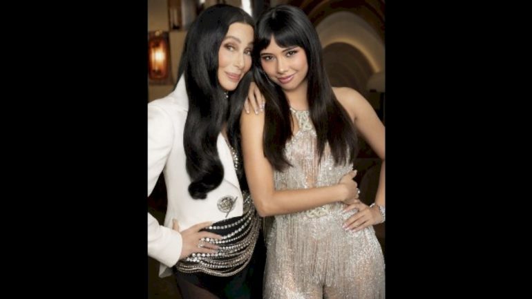 cher-and-her-iconic-hairstyle-star-in-new-short-film-for-garnier