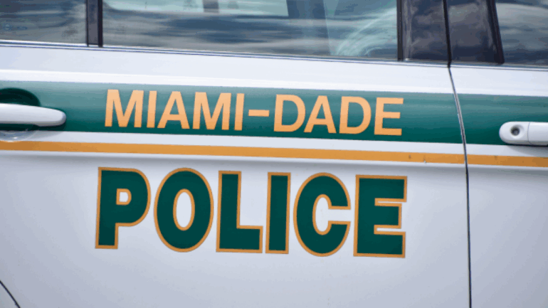 father-kills-2-daughters,-their-mother-in-miami-stabbing-murder-suicide