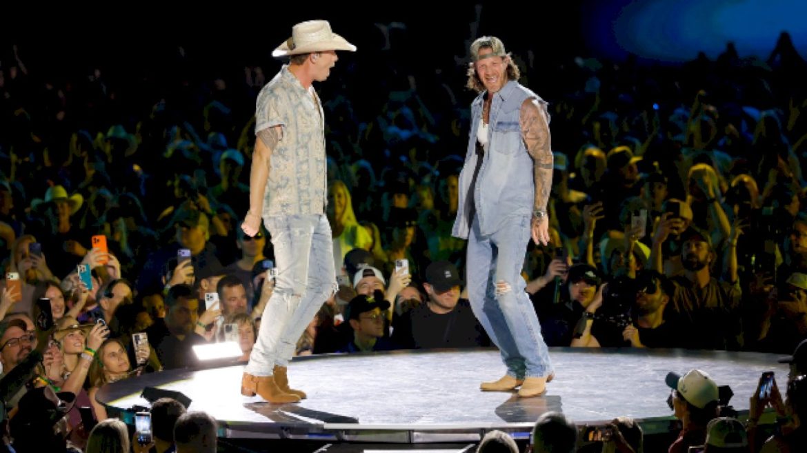 florida-george-line-announces-return-at-cma-fest