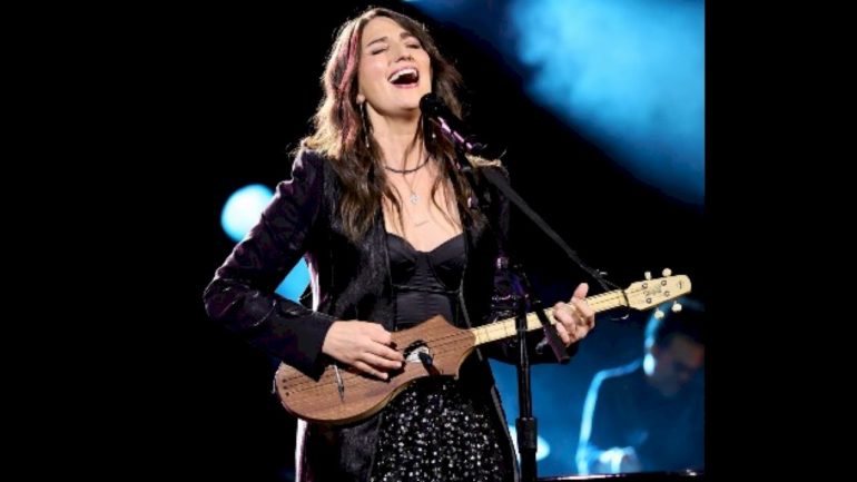 sara-bareilles-premieres-‘good-grief’-documentary,-debuts-new-songs-live-at-tribeca-festival