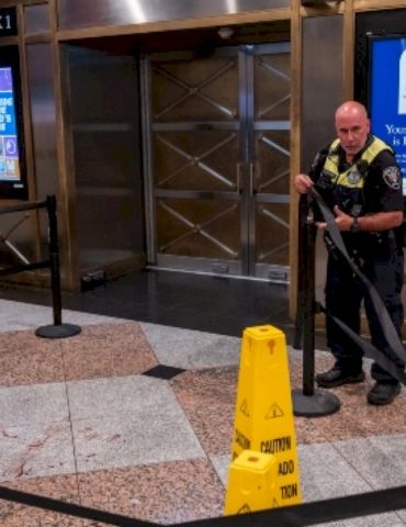 5-stabbed-at-new-york-city’s-penn-station,-suspect-in-custody:-sources