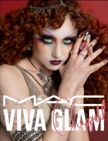 good-lips,-babe!-chappell-roan-is-the-new-face-of-m·a·c’s-viva-glam