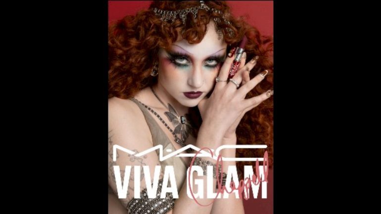 good-lips,-babe!-chappell-roan-is-the-new-face-of-m·a·c’s-viva-glam