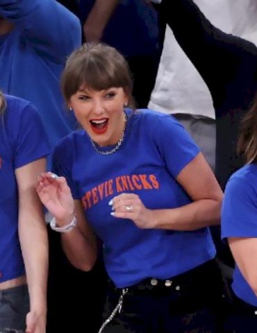 taylor-swift-and-‘bad-blood’-video-co-star-twin-at-knicks-game
