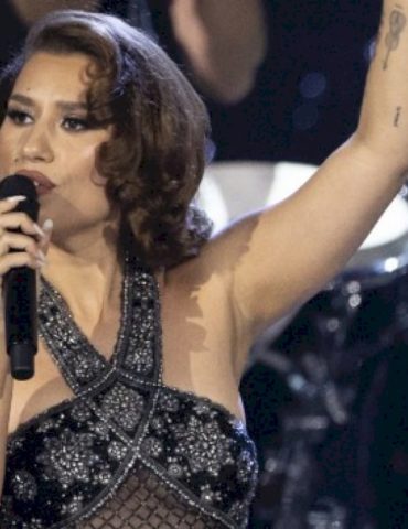 raye’s-already-got-her-next-album-title,-but-won’t-start-writing-for-it-until-*this*-happens