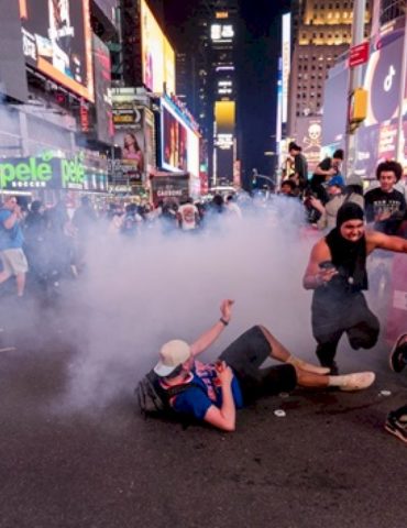 dozens-arrested-as-fans-go-berserk-after-knicks’-historic-comeback-in-nba-finals