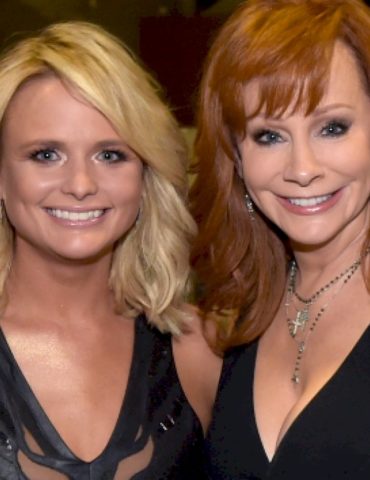 ‘three-generations’:-ella-langley,-miranda-lambert-and-reba-mcentire-get-together-for-‘elle’