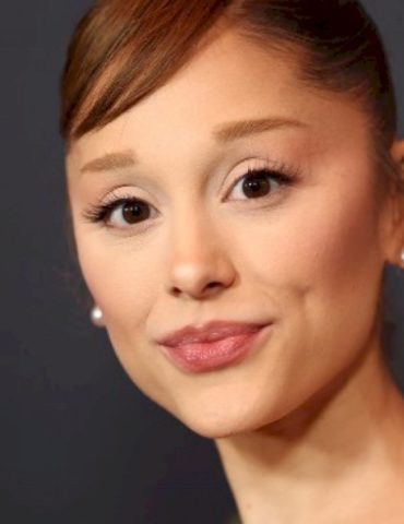 brighter-days-ahead:-ariana-grande-launches-new-charity-foundation