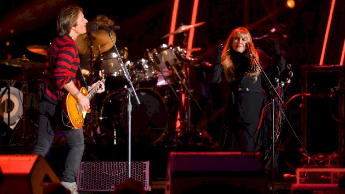 stevie-nicks-is-angry-at-keith-urban-over-yacht-rock-song