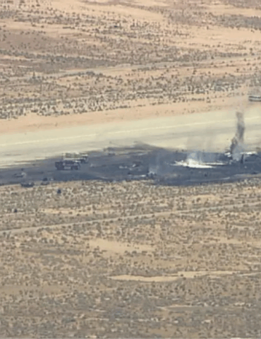 air-force-b-52-bomber-crashes-shortly-after-takeoff-at-edwards-air-force-base-in-california