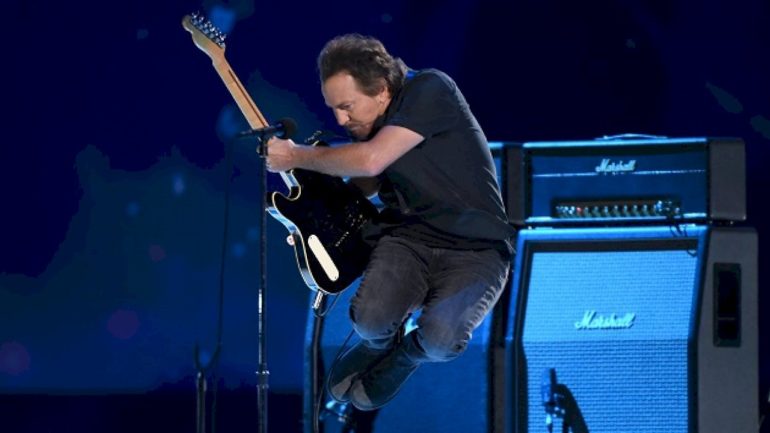 pearl-jam-launches-raffle-to-win-vip-tickets-to-ohana-festvial
