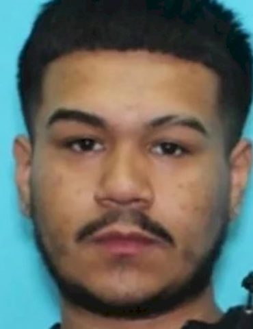 fbi-offers-$25,000-reward-for-arrest-in-kansas-city-interstate-shootings