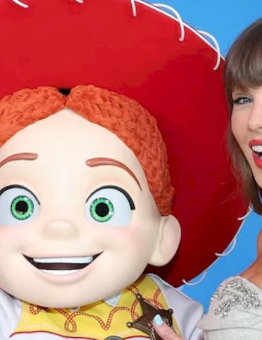 the-inspiration-behind-taylor-swift’s-top-10-hit-from-‘toy-story-5’