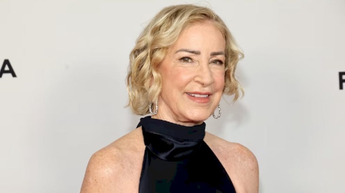 tennis-legend-chris-evert-says-ovarian-cancer-has-returned,-will-skip-wimbledon