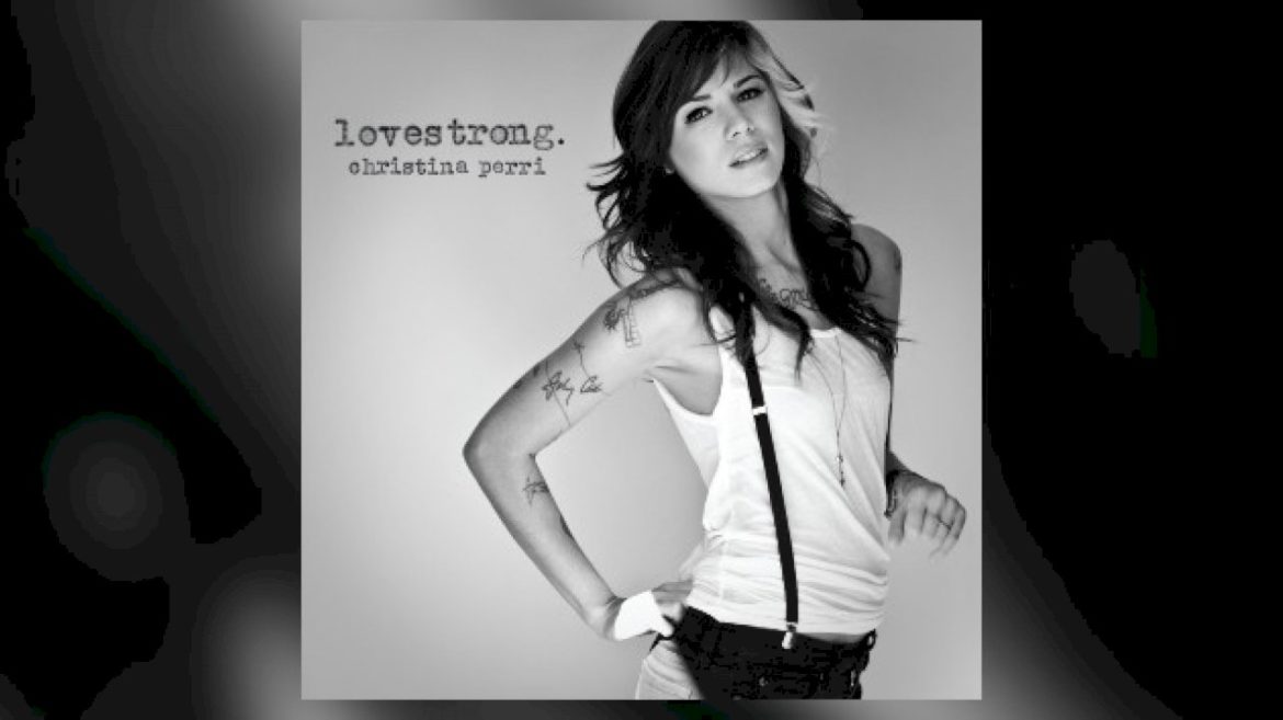 hear-christina-perri’s-anniversary-‘epic-version’-of-‘jar-of-hearts’