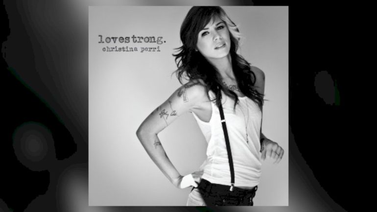 hear-christina-perri’s-anniversary-‘epic-version’-of-‘jar-of-hearts’