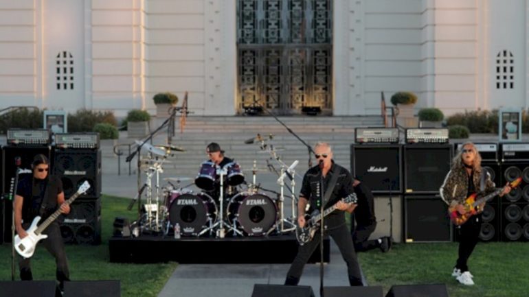 master-of-denim:-metallica-wants-to-showcase-your-battle-vest