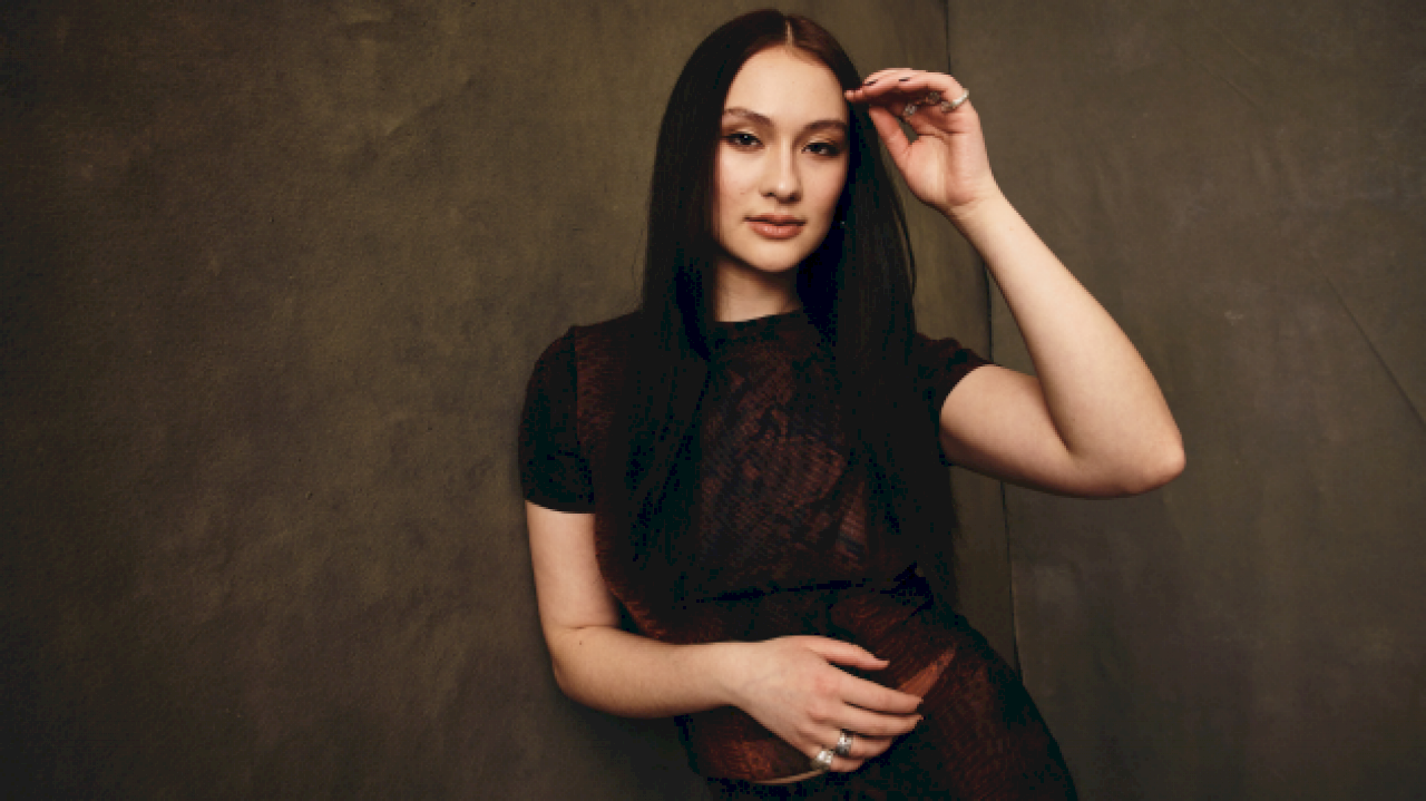 lola-tung-joins-gracie-abrams-in-a24-film-‘please’