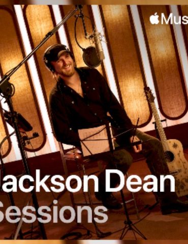 jackson-dean-channels-his-admiration-for-toby-keith-into-‘i-wanna-talk-about-me’