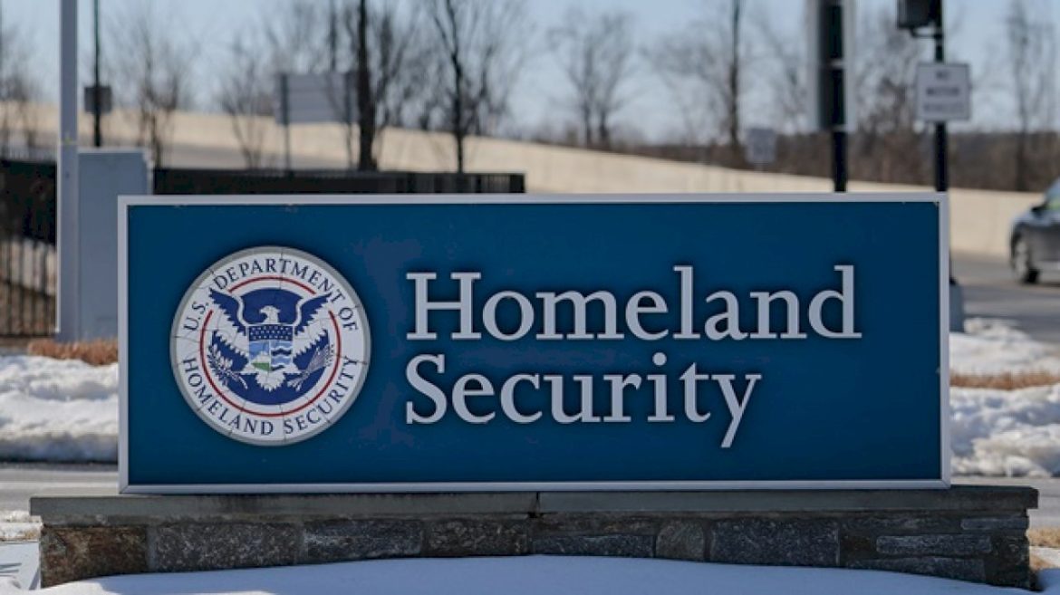 administration-sharing-info-about-asylum-seekers-with-iranian-government,-lawsuit-claims