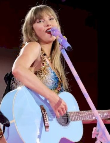 taylor-swift-earns-emmy-nod-for-eras-tour-concert-film