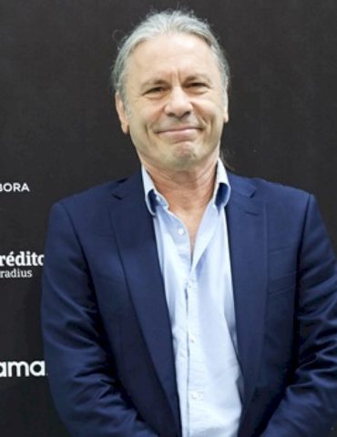 would-iron-maiden-attend-rock-hall-induction-if-they-weren’t-on-tour?-‘no,’-says-bruce-dickinson