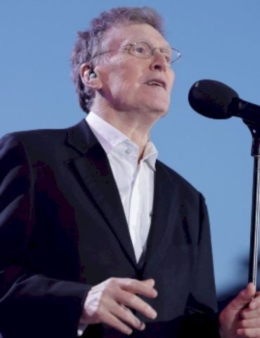 steve-winwood-opens-up-about-his-contribution-to-the-rolling-stones’-‘foreign-tongues’