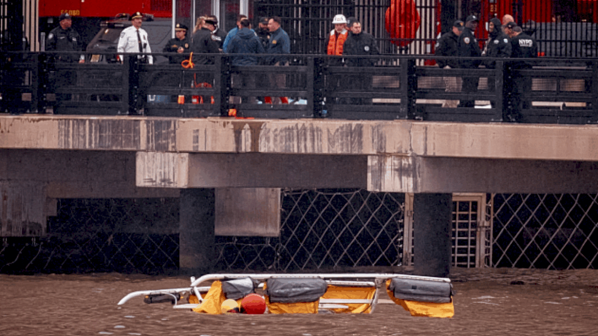 bird-strike-likely-caused-new-york-city-helicopter-crash-in-hudson-river:-ntsb